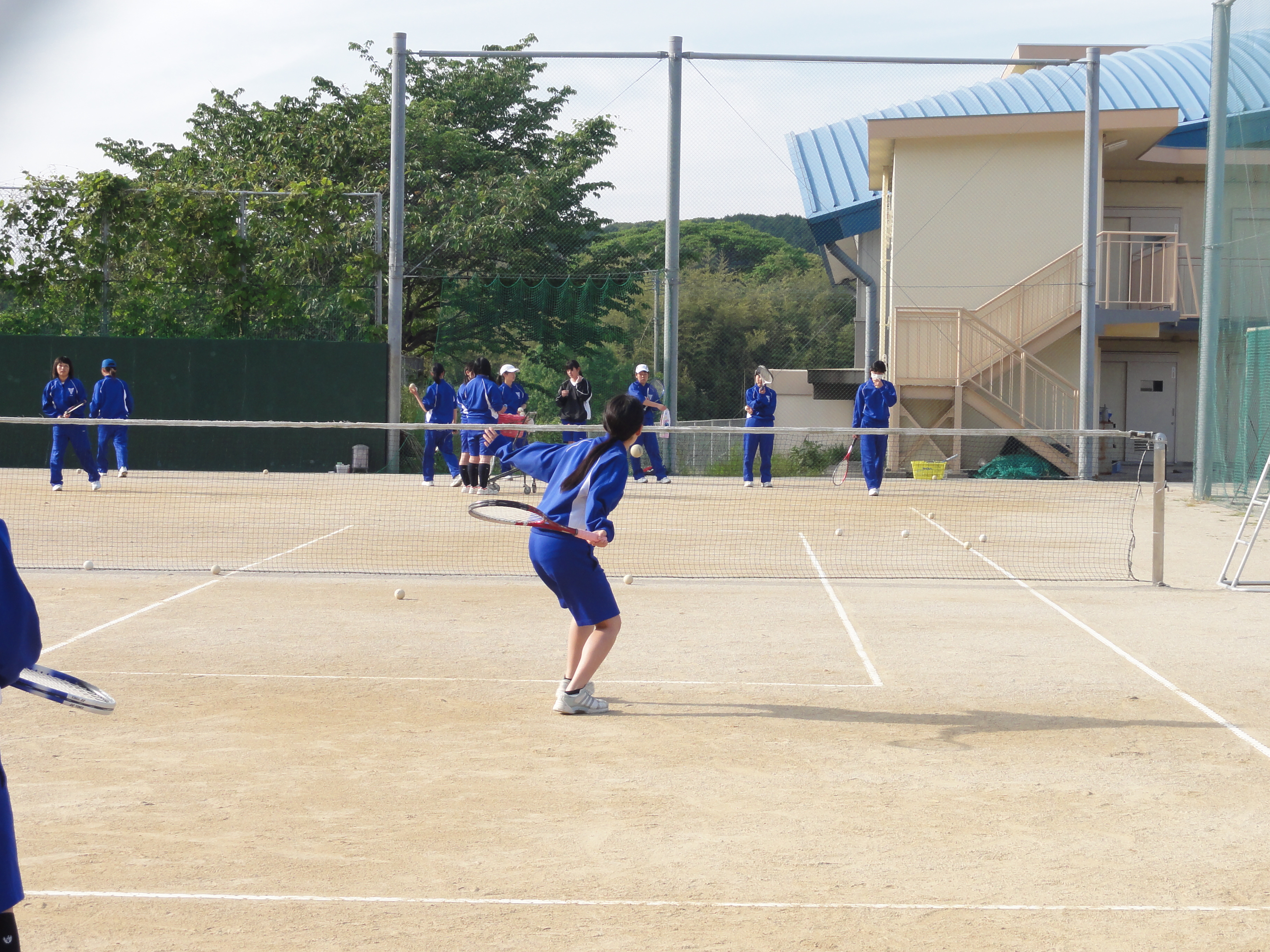 �e�j�X���q