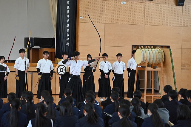 �������Љ�