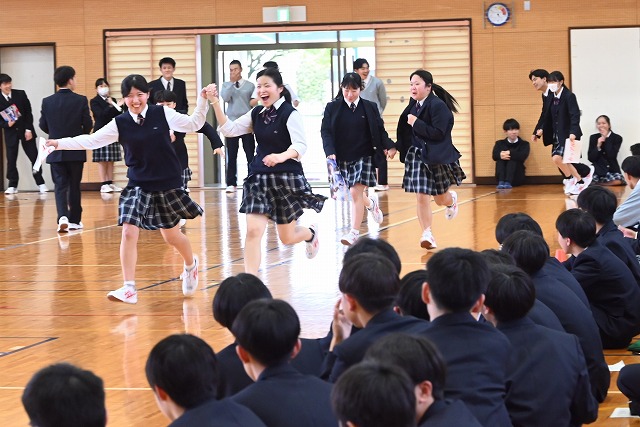 �V�������}�s��