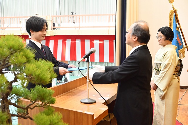 ���Ə؏����^��